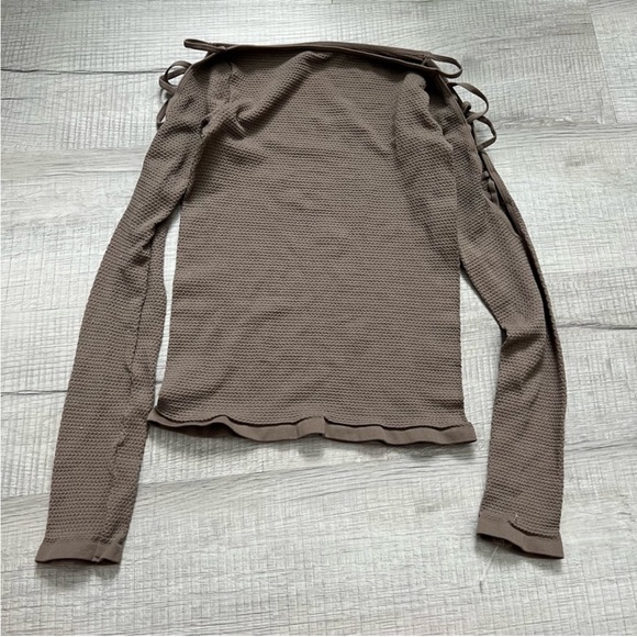 FREE PEOPLE Intimately Cold Shoulder Long Sleeve Top Stretch Nutmeg Tan - Picture 7 of 14